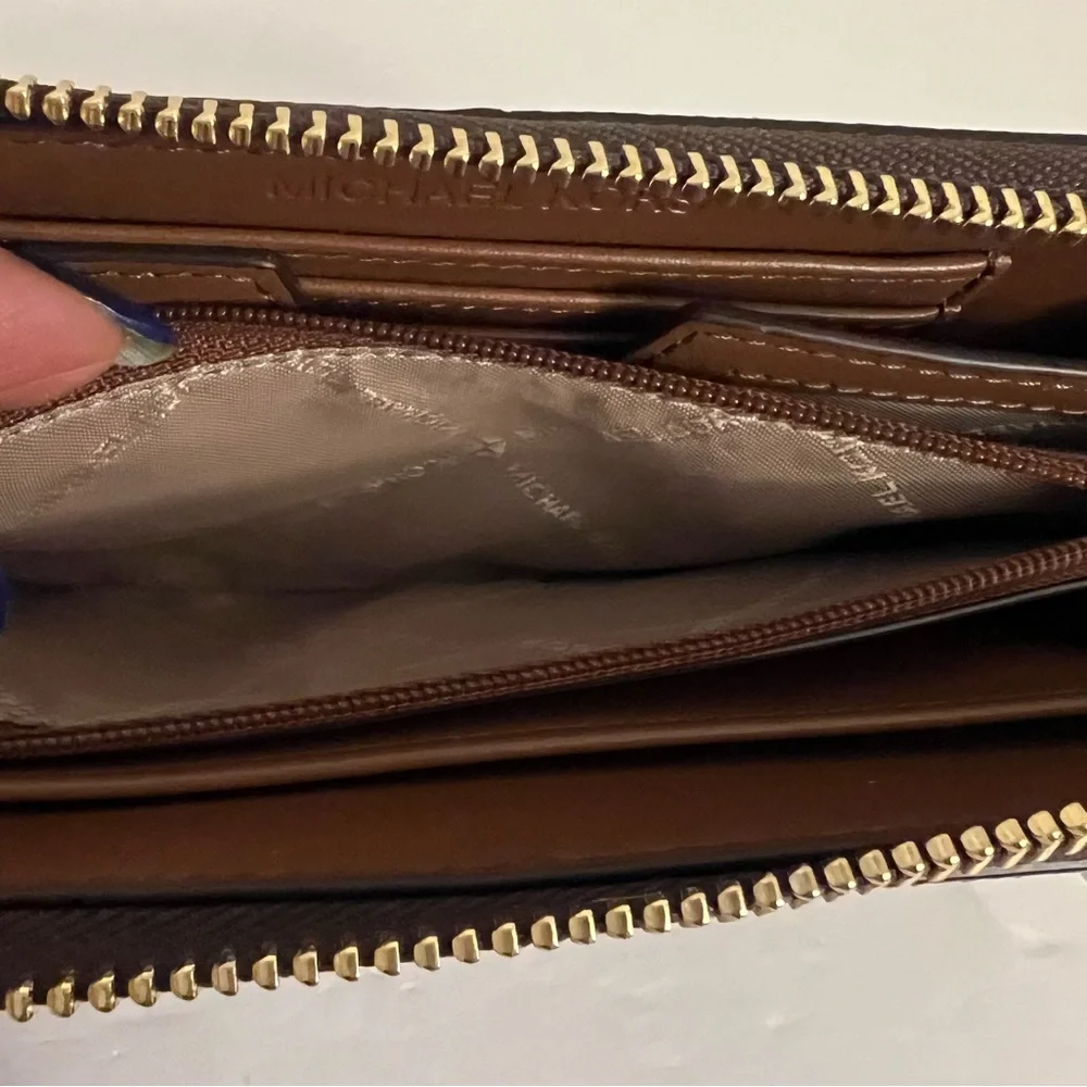 Michael Kors Two-Tone Women’s Wallet in Brown - Picture 5 of 16